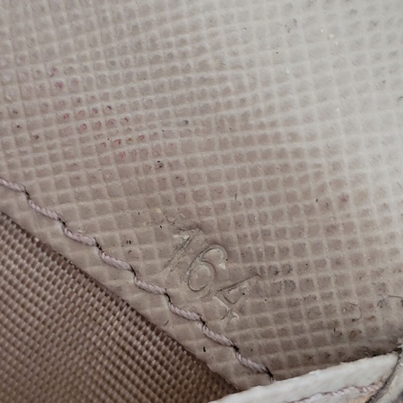 PRADA Beige Tan Leather Wallet Small Saffiano Card Case Holder Bifold - Picture 4 of 10